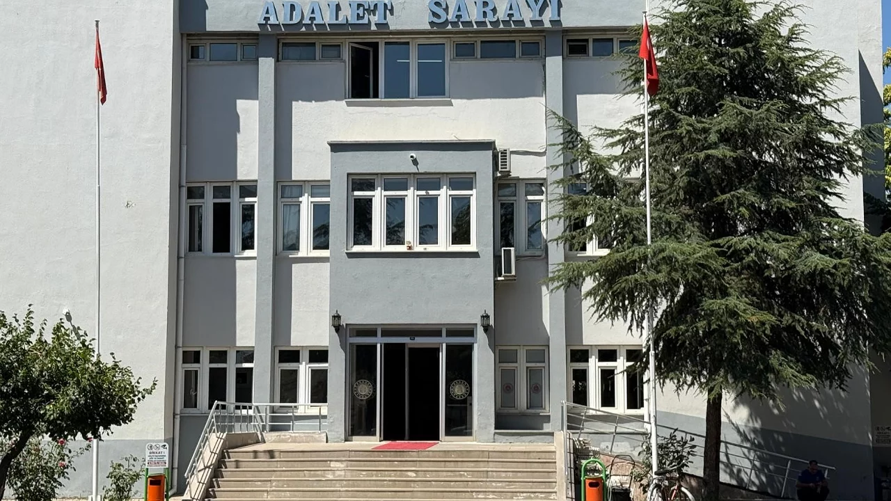 Trafikte kavga eden 2 kişi tutuklandı, 360 bin lira ceza uygulandı