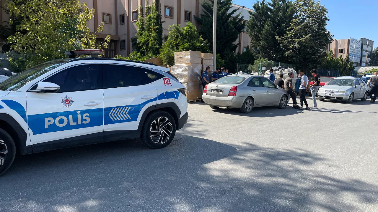 Alacak verecek kavgasında göğsünden bıçaklandı