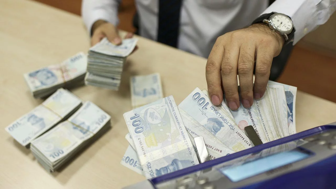 Engelli ve eski h&uuml;k&uuml;ml&uuml;lere 161,5 milyon liralık destek