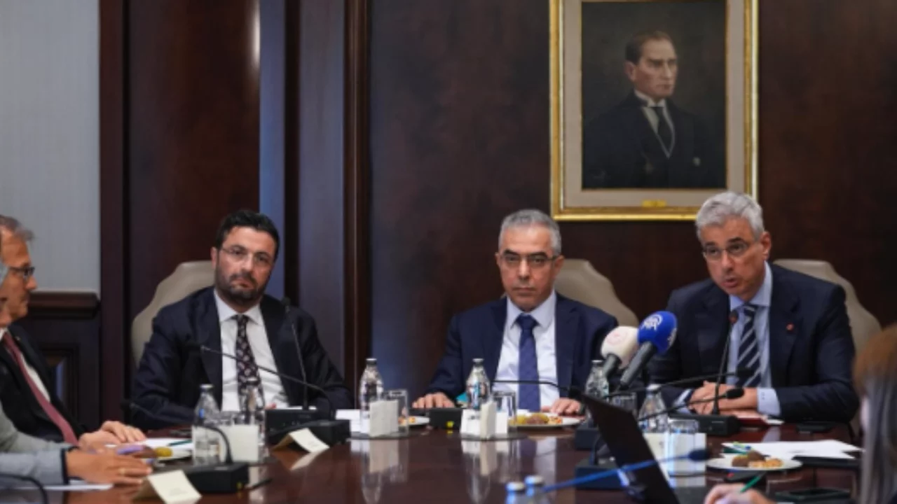 Bursa Milletvekili &Ccedil;avuşoğlu duyurdu: Sağlık g&uuml;ndemi i&ccedil;in kritik toplantı