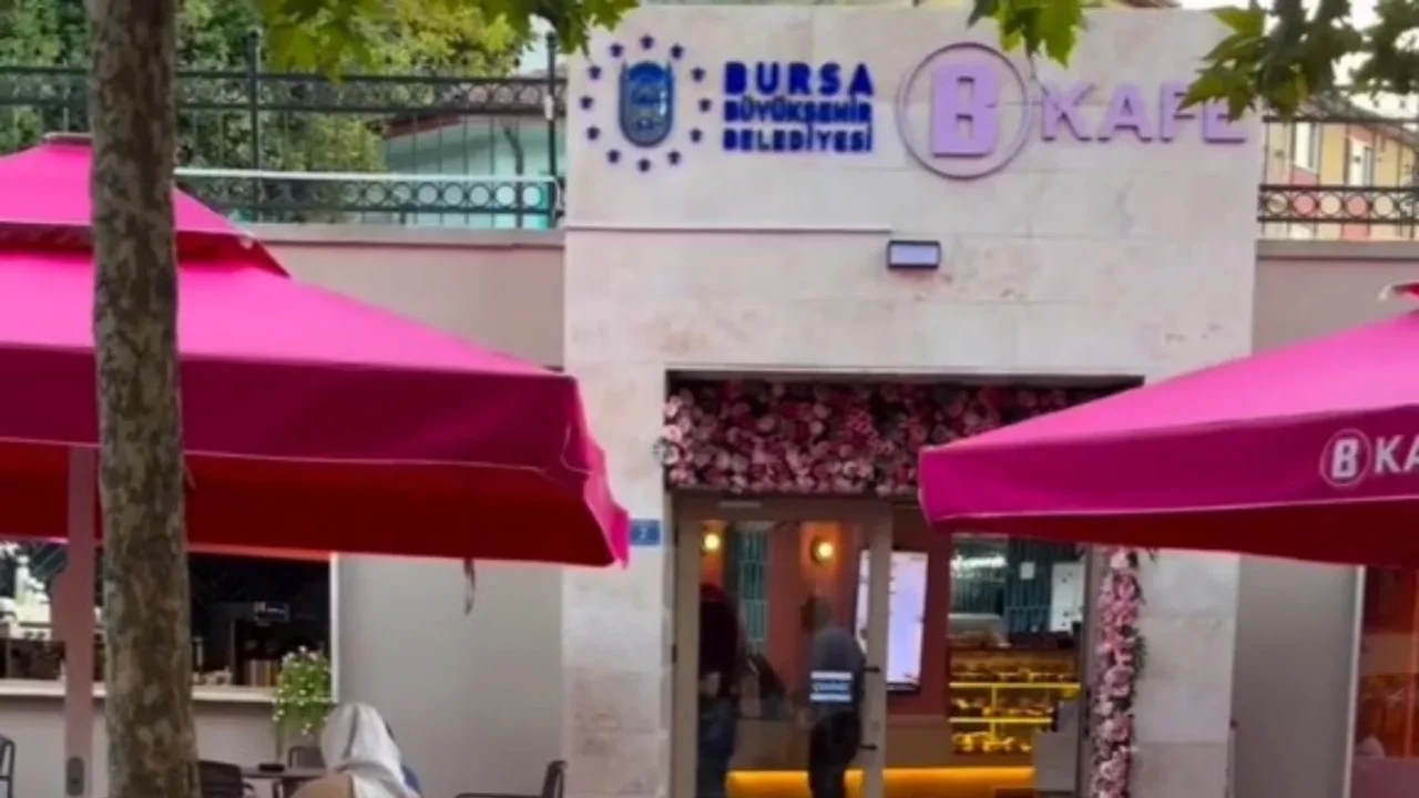 Bursa'daki B Kafe'de dikkat &ccedil;eken değişim: Yeni konsept beğeni topladı