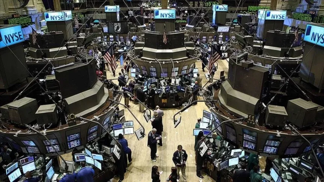 New York Borsası'nda FED etkisi: Endeksler günü güçlü kazançla tamamladı