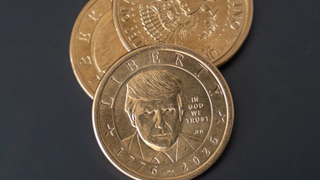 ABD'de dikkat çeken gelişme! Trump portreli 1 dolarlık madeni para tedavülde