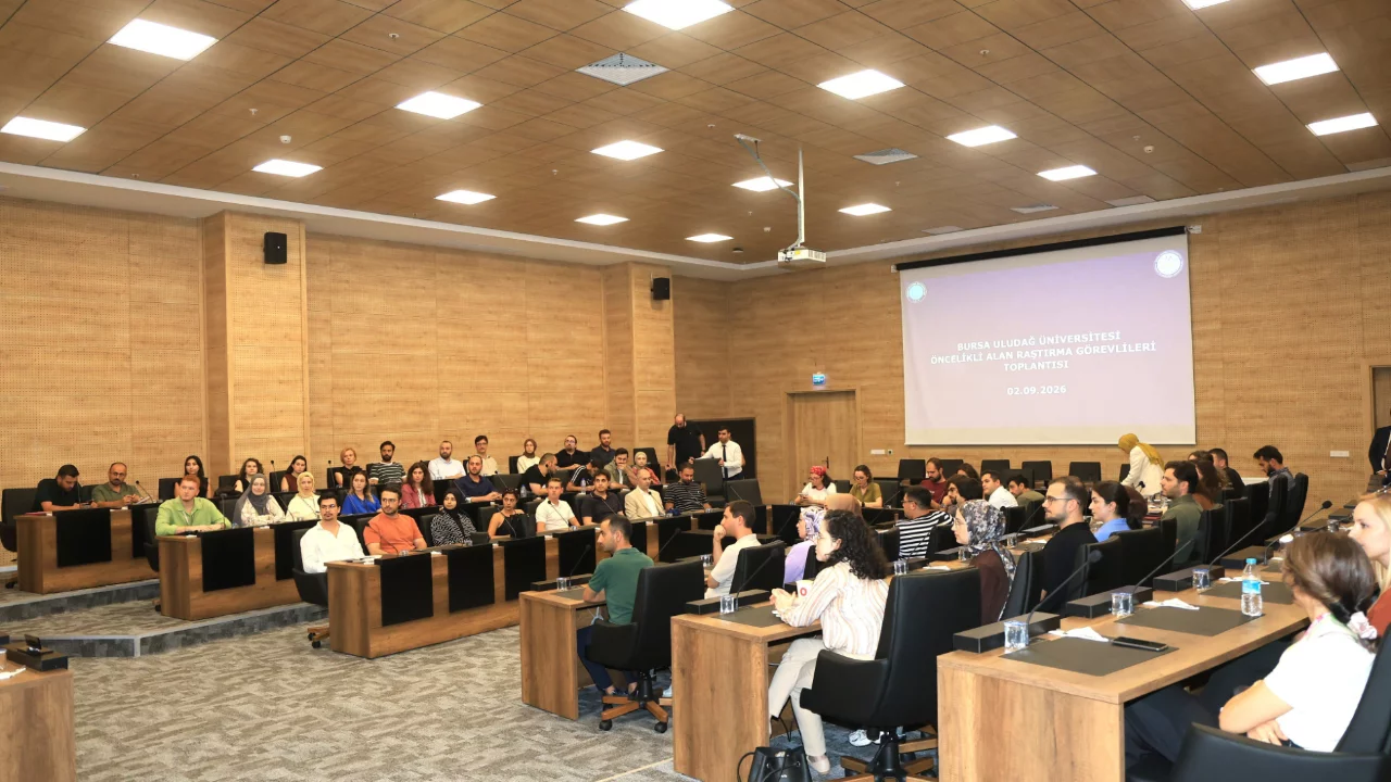 BUÜ'de genç akademisyenler için yeni dönem! Araştırma performansında çıta yükseliyor