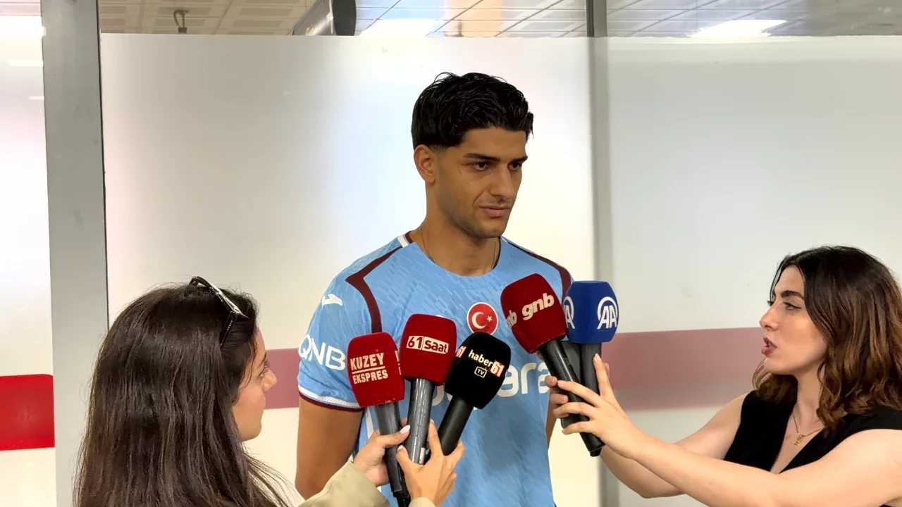 Trabzonspor'un yeni transferi Ali Habeşoğlu, Trabzon'a geldi 