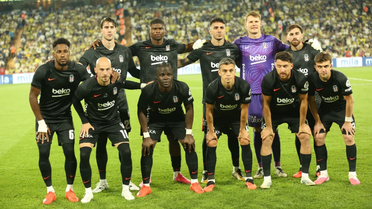 Dev derbide zafer Beşiktaş'ın! Kartal Kadıköy'de 2-1 kazandı