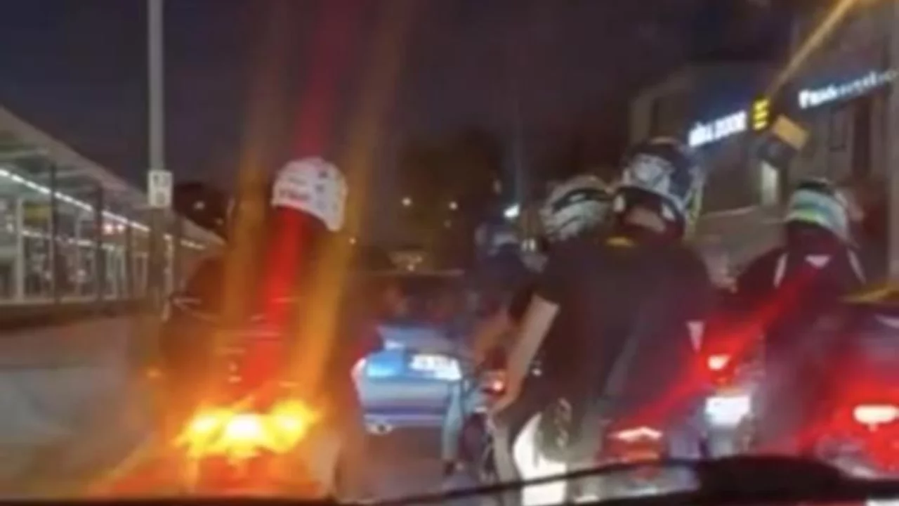 Bursa'da trafikte tansiyon bir anda yükseldi! Yol verme tartışmasının ardından bakın ne oldu