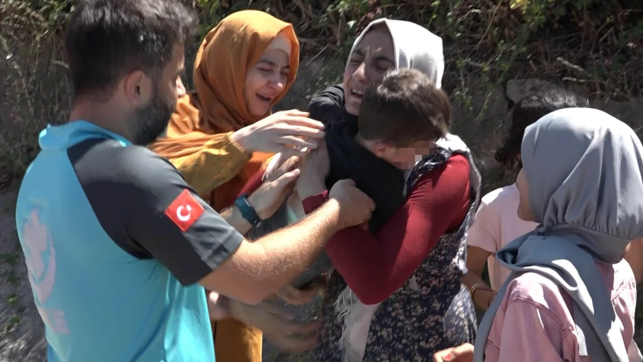 Bursa'da 2,5 yaşındaki Emir kayboldu! 2 saat sonra bulunan &ccedil;ocuğunu g&ouml;ren anne bayıldı