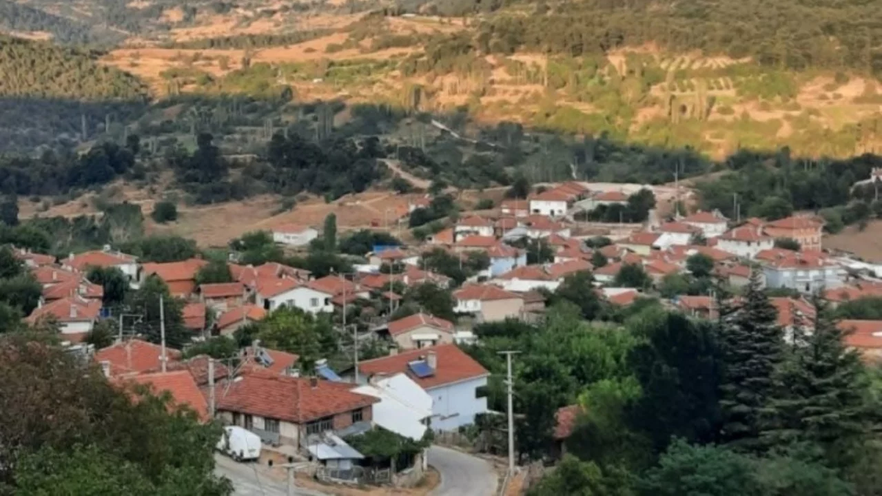 Bursa'da zamana meydan okuyan k&ouml;y! 700 yıllık gelenek hala yaşatılıyor...