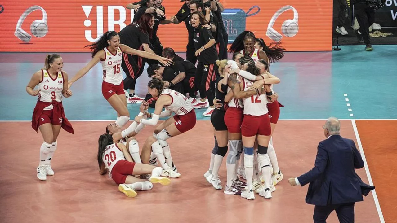 İtalyan Basını: 'Üçleme Hayali Suya Düştü, Türkiye Tarihe Geçti'