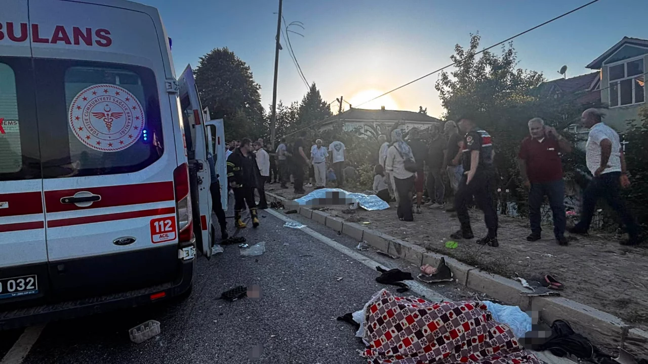 'Patpat' kazasında can pazarı yaşandı! &Ccedil;ok sayıda &ouml;l&uuml; ve yaralı var...