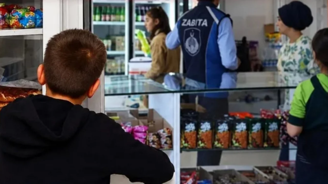 Milyonlarca &ouml;ğrenciyi ilgilendiriyor! Kantinlerde yeni fiyat tarifesi belli oldu