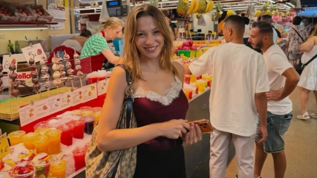 S&uuml;meyye Aydoğan'dan aşk hayatıyla ilgili dikkat &ccedil;eken s&ouml;zler: "Nazara inanmıyorum"