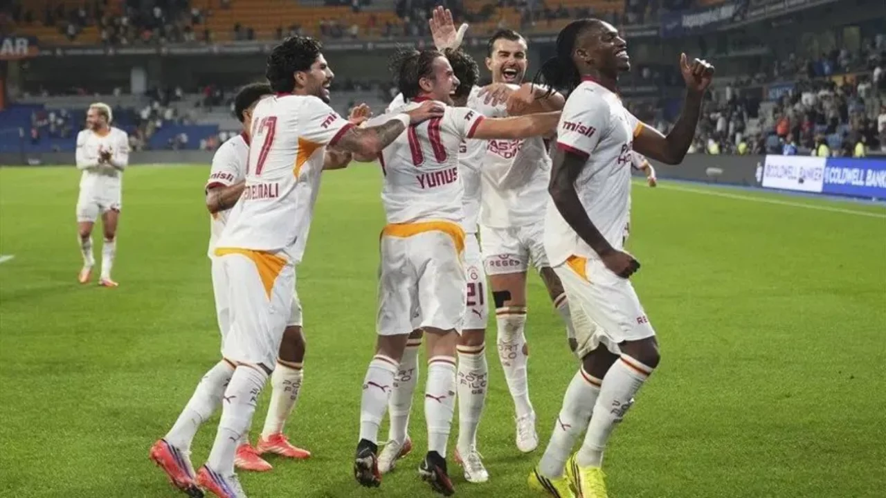 Sporting Lizbon - Galatasaray ma&ccedil;ı hangi kanalda, Osimhen oynayacak mı? İşte saati ve canlı yayın bilgileri