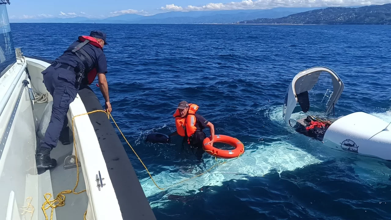 Ulaştırma ve Altyapı Bakanlığı'ndan denize acil iniş yapan özel uçağa ilişkin açıklama