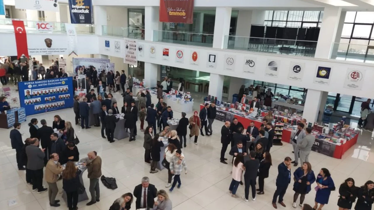 Bursa'da kritik başkanlık seçimi öncesi yarışa bir isim daha katıldı!
