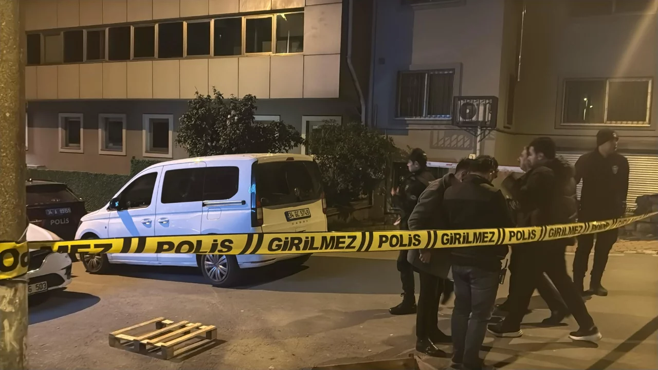Kırmızı bültenle aranan suç örgütü üyesi Türkiye'ye giriş yaparken yakalandı!