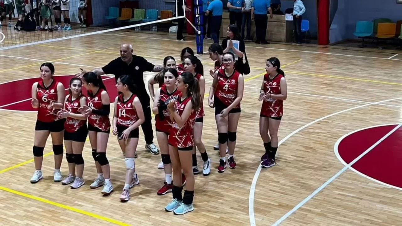 Bursa'da voleybolda geri dönüş! Gemlik İstiklal Spor 2. Lig'de