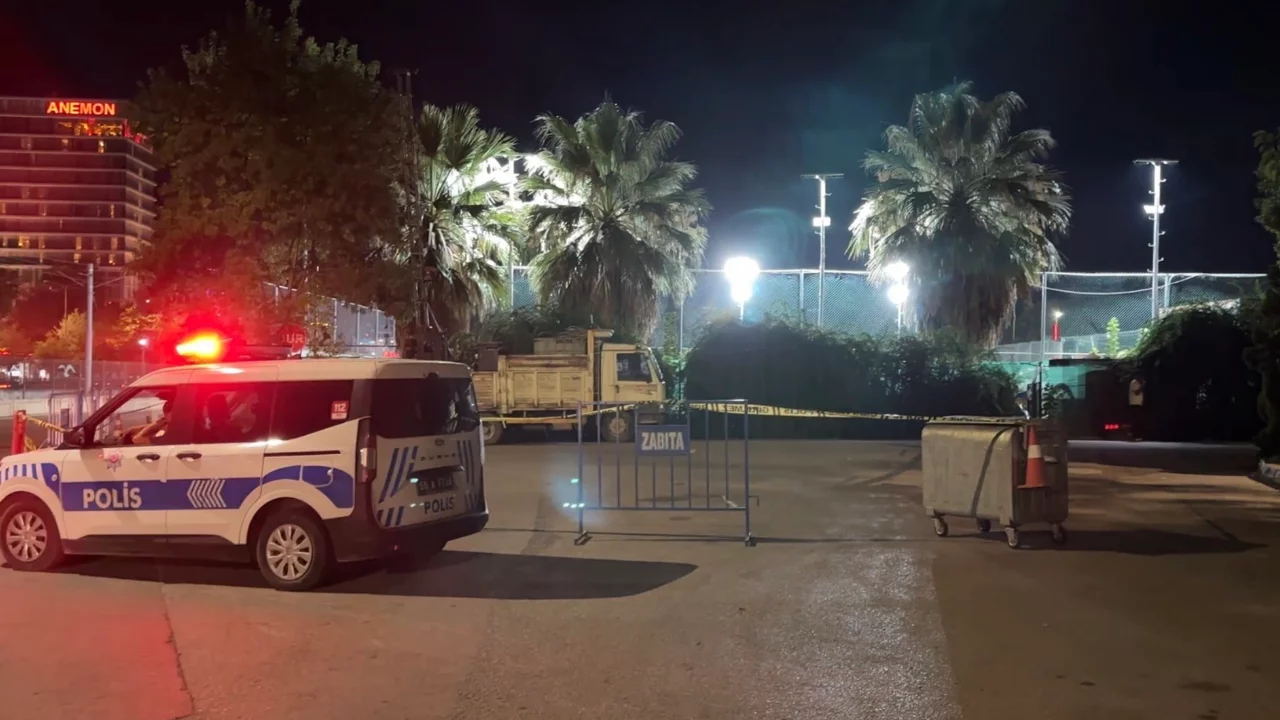Samsun'da sondaj sırasında bilinmeyen gaz paniği! Ekipler b&ouml;lgeyi g&uuml;venlik &ccedil;emberine aldı