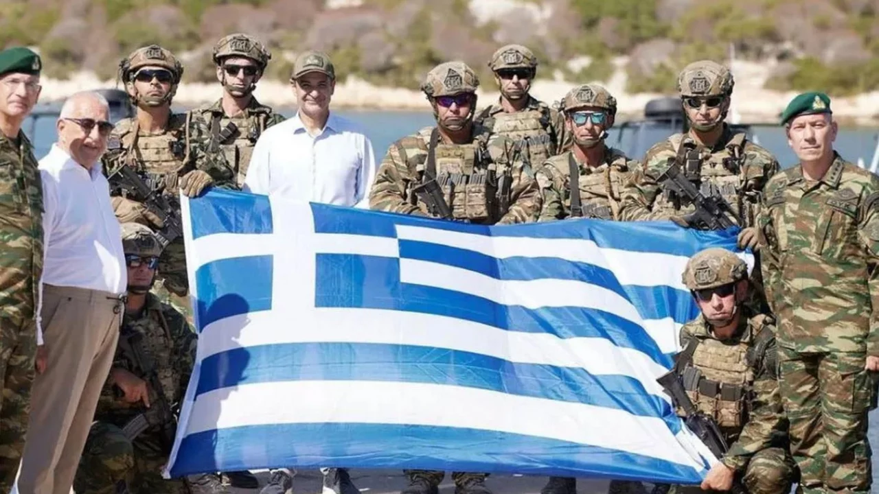 Miçotakis rahat durmuyor