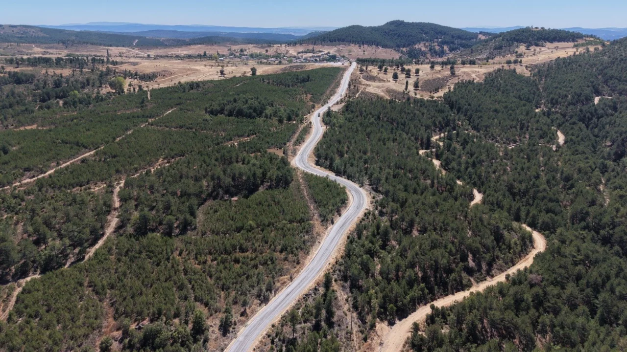 Bursa Keles'te ulaşım seferberliği! 12,6 kilometrelik yol yenileniyor