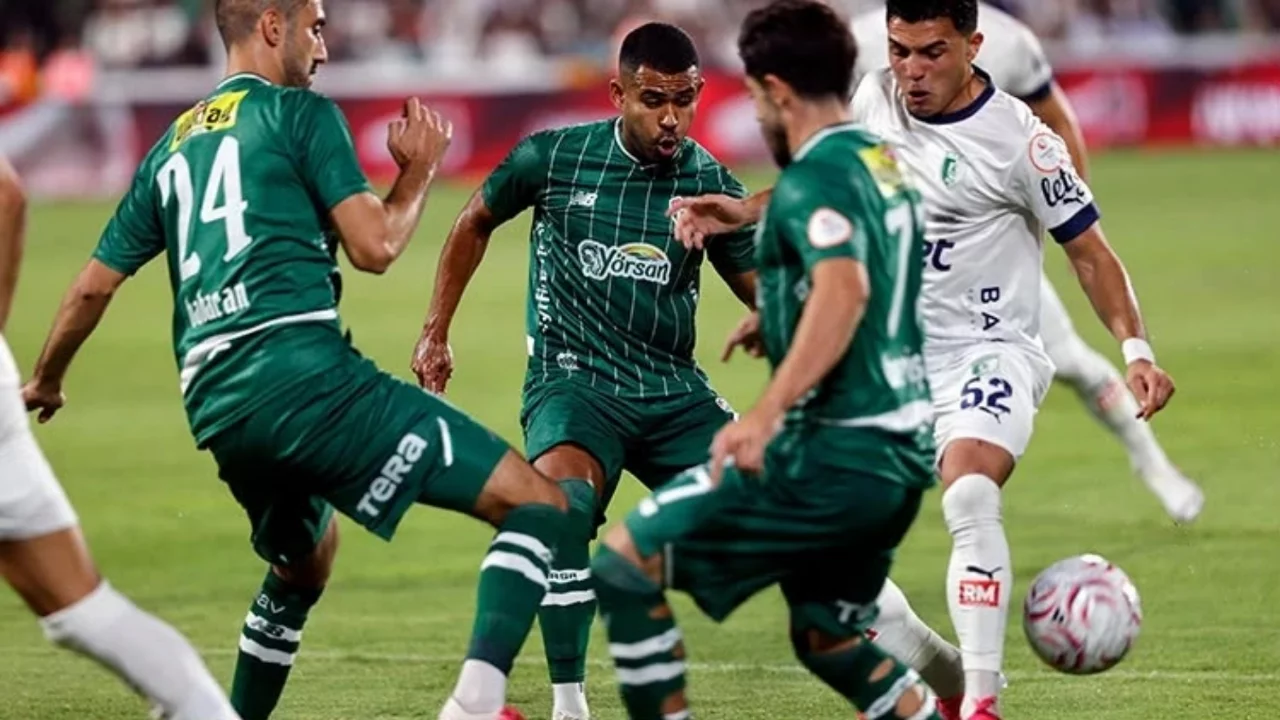 Bursaspor, Esenler Erokspor'u konuk edecek! Hedef 3 puan...
