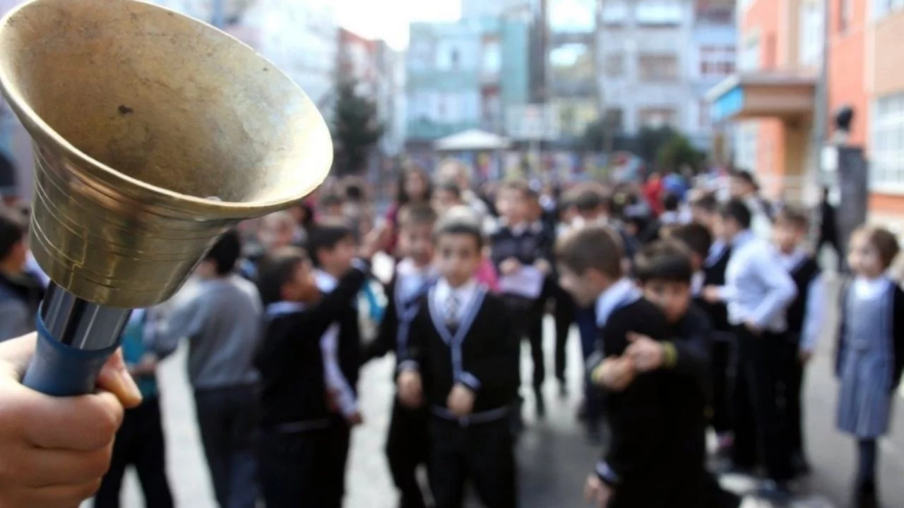 Yeni eğitim öğretim yılının ilk ders zili yarın çalacak 