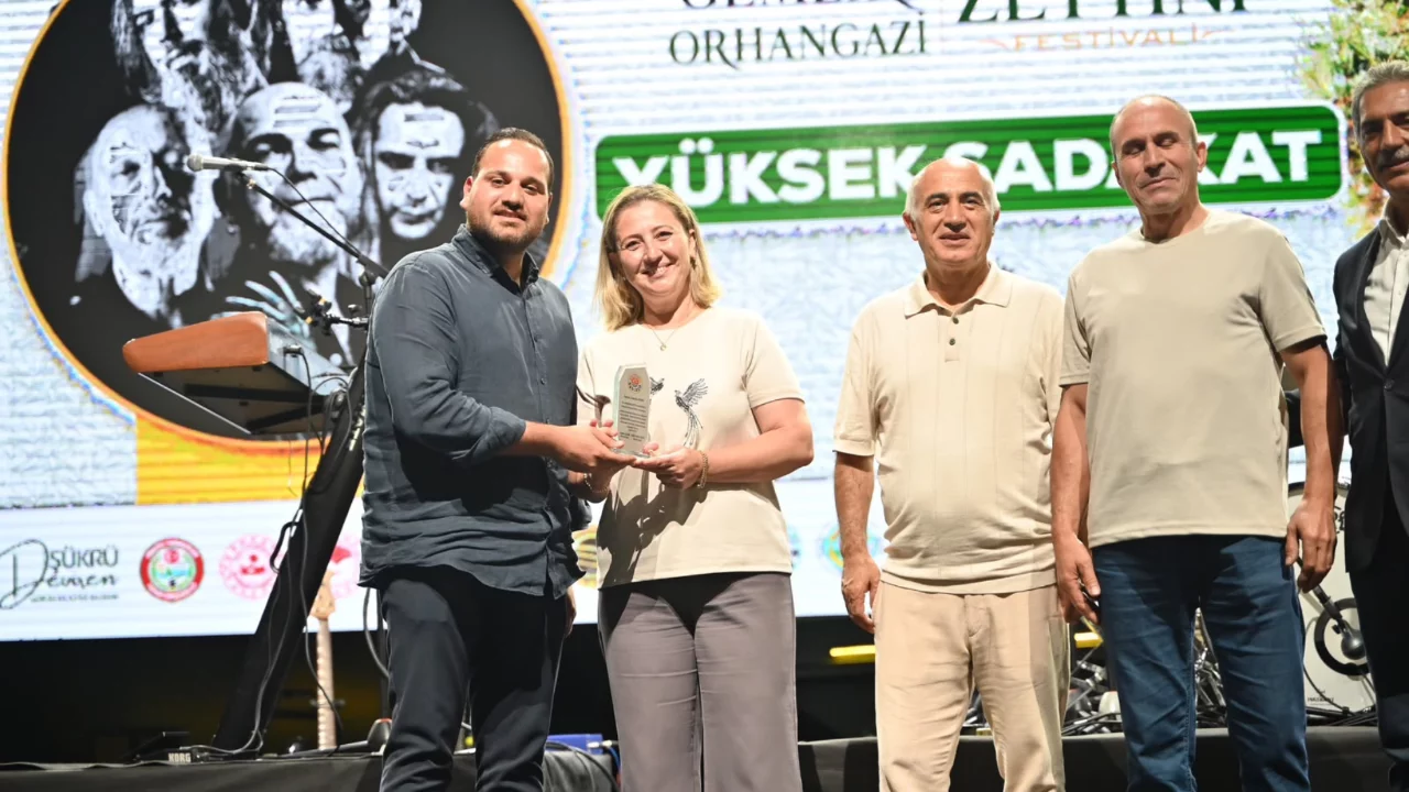Bursa'da 1 kilo zeytin 77 bin liraya satıldı!