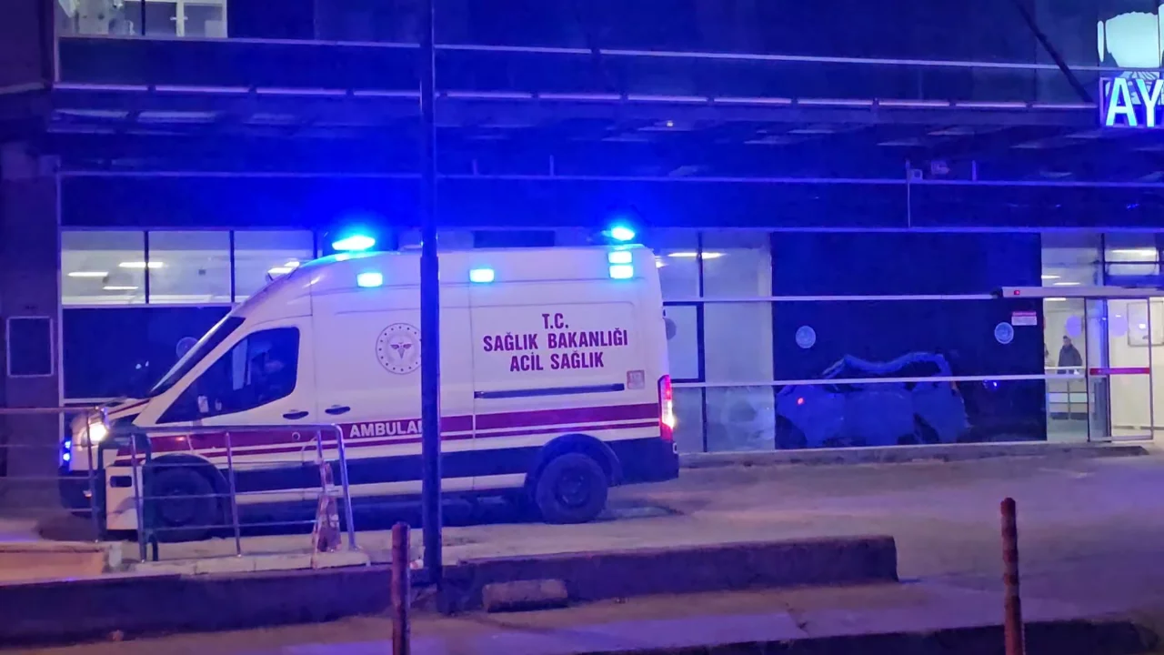 Ka&ccedil;ak k&ouml;m&uuml;r ocağında desandreye d&uuml;şen madenci hayatını kaybetti...