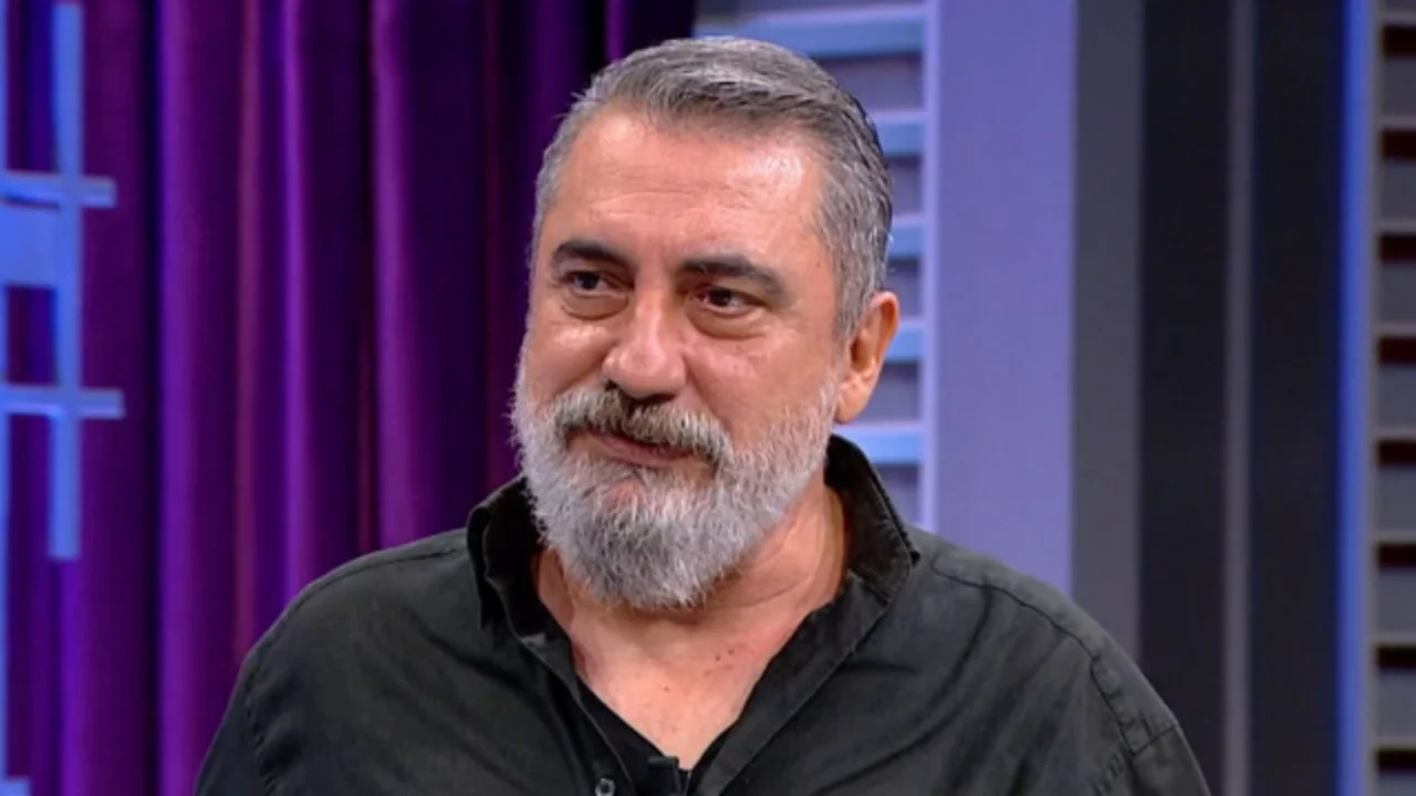 Soner Olgun'dan &uuml;zen haber! 67 yaşındaki sanat&ccedil;ının sağlık durumuyla ilgili a&ccedil;ıklama