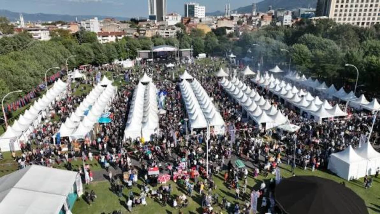 Bursa'da lezzet ş&ouml;leni başlıyor: 5. Uluslararası Bursa Gastronomi Festivali kapılarını a&ccedil;ıyor!