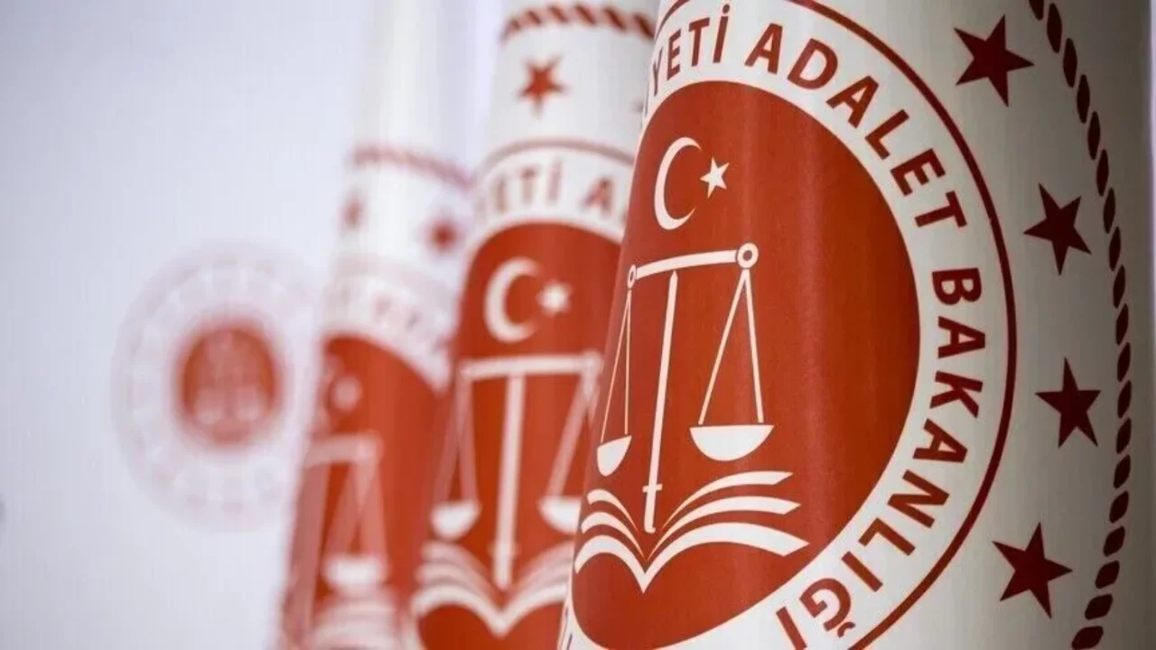 Bakanlık harekete ge&ccedil;ti! &Ccedil;ocuklar ve gen&ccedil;ler i&ccedil;in 81 ile yeni talimat...