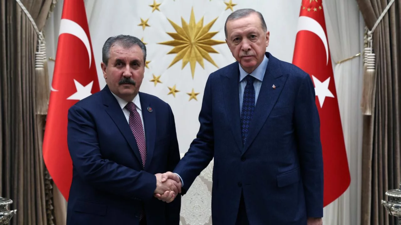 Cumhurbaşkanı Erdoğan, BBP Genel Başkanı Mustafa Destici'yi kabul etti