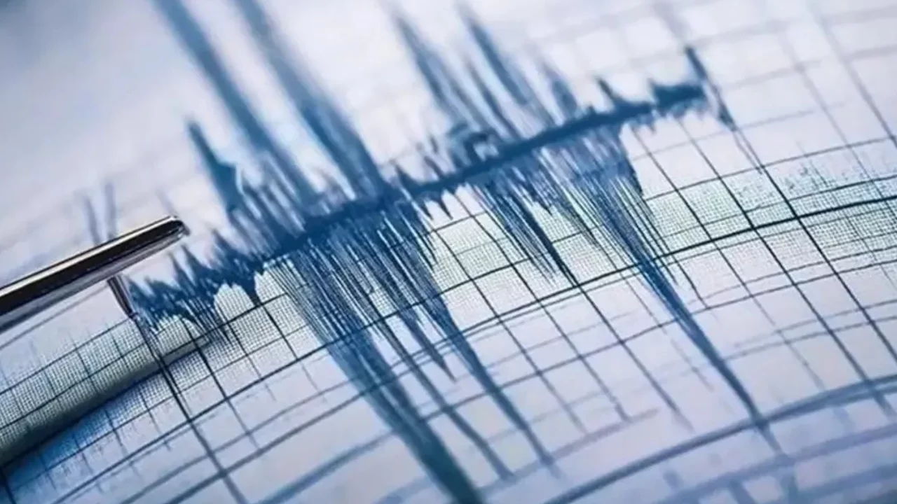 İstanbul'da deprem mi oldu? SON DAKİKA! 15 Eylül İstanbul'da az önce nerede deprem oldu?