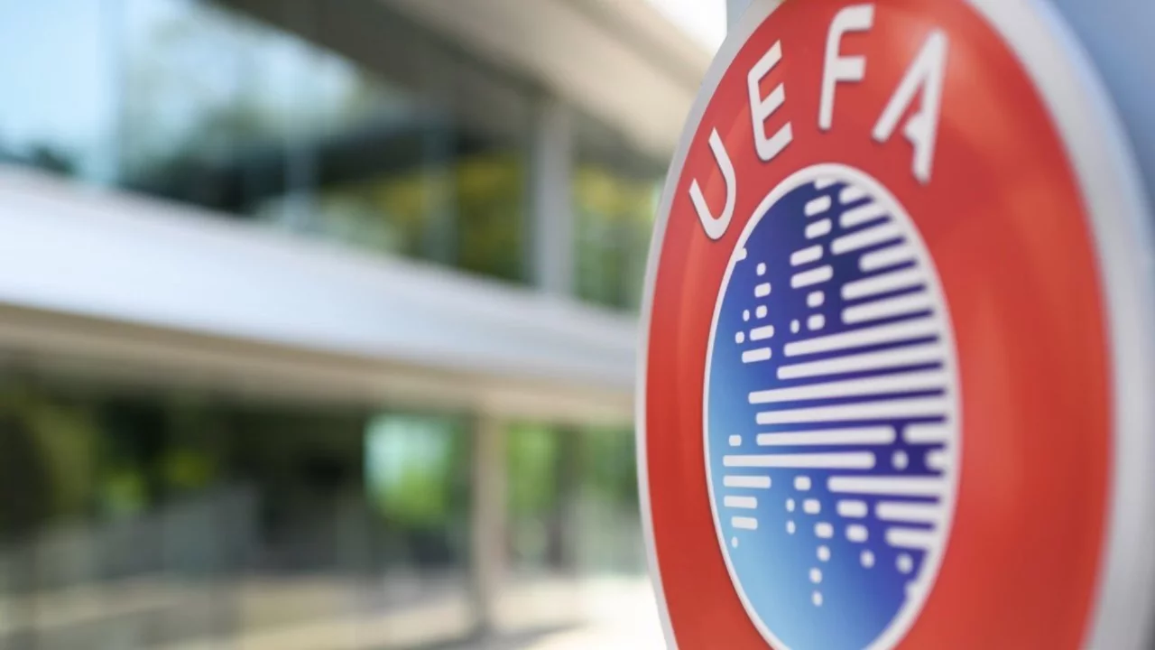 UEFA 2027, 2028 ve 2029 finallerinin ev sahipleri belli oldu! İşte ma&ccedil;ların oynanacağı statlar...
