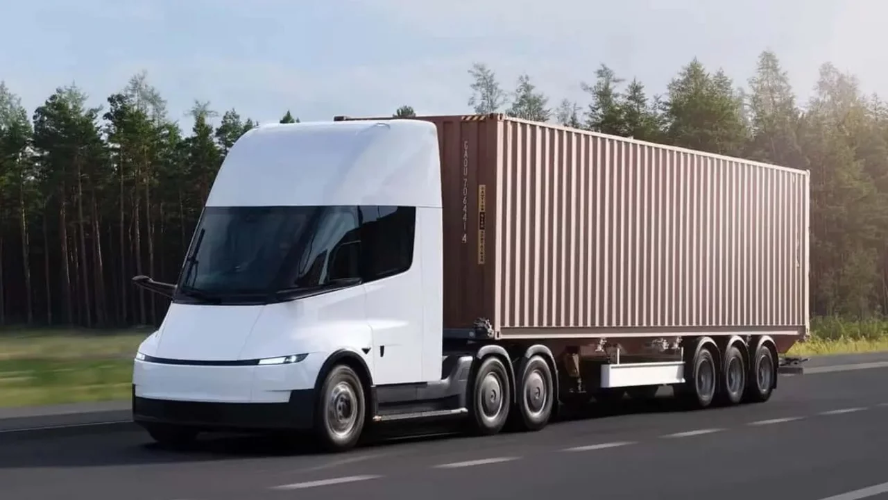 Tesla Semi Avrupa pazarına 2027'de giriyor
