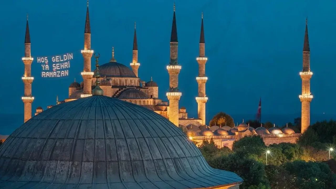 2027 Ramazan ayı ne zaman? İlk oru&ccedil; hangi g&uuml;n tutulacak?