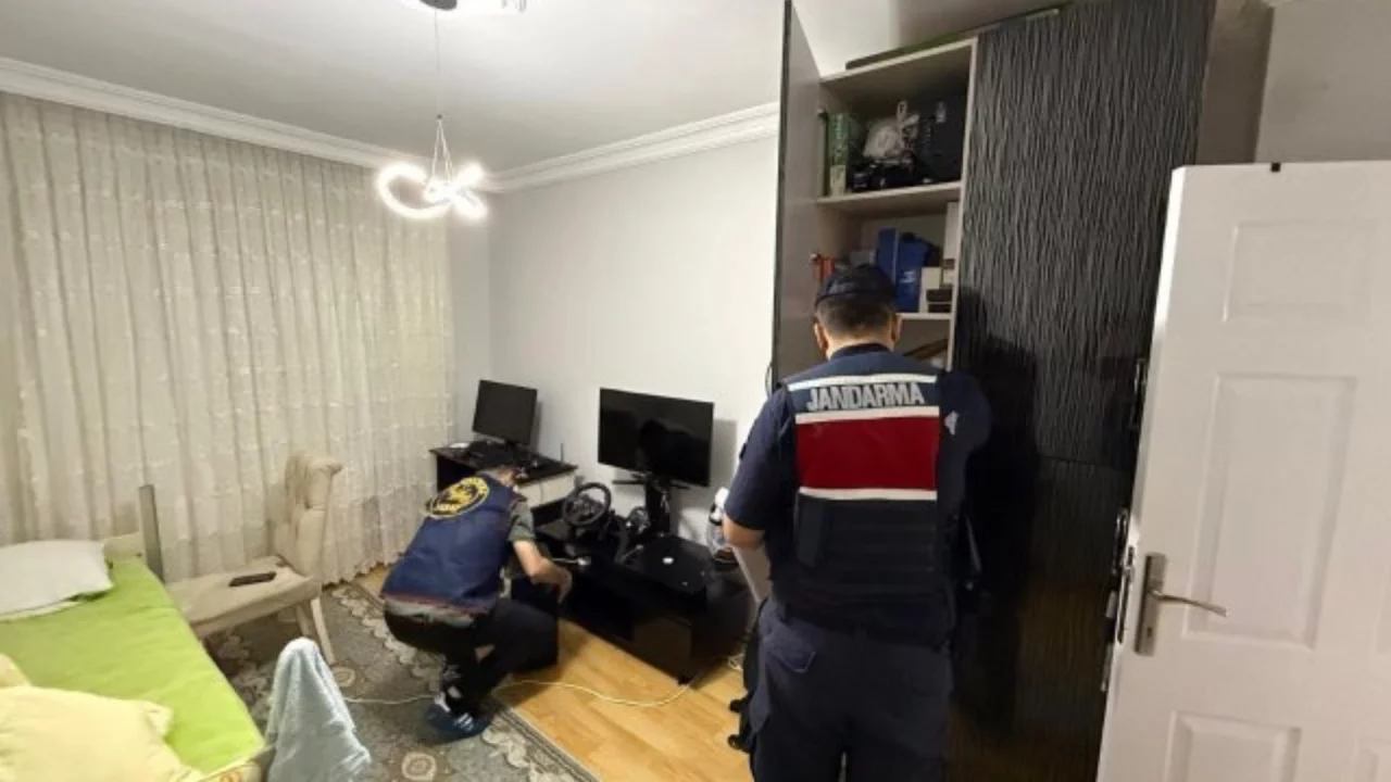 MİT'ten "Aydo Yazılım" şirketine operasyon! Firma sahibi dahil 5 kişi gözaltında