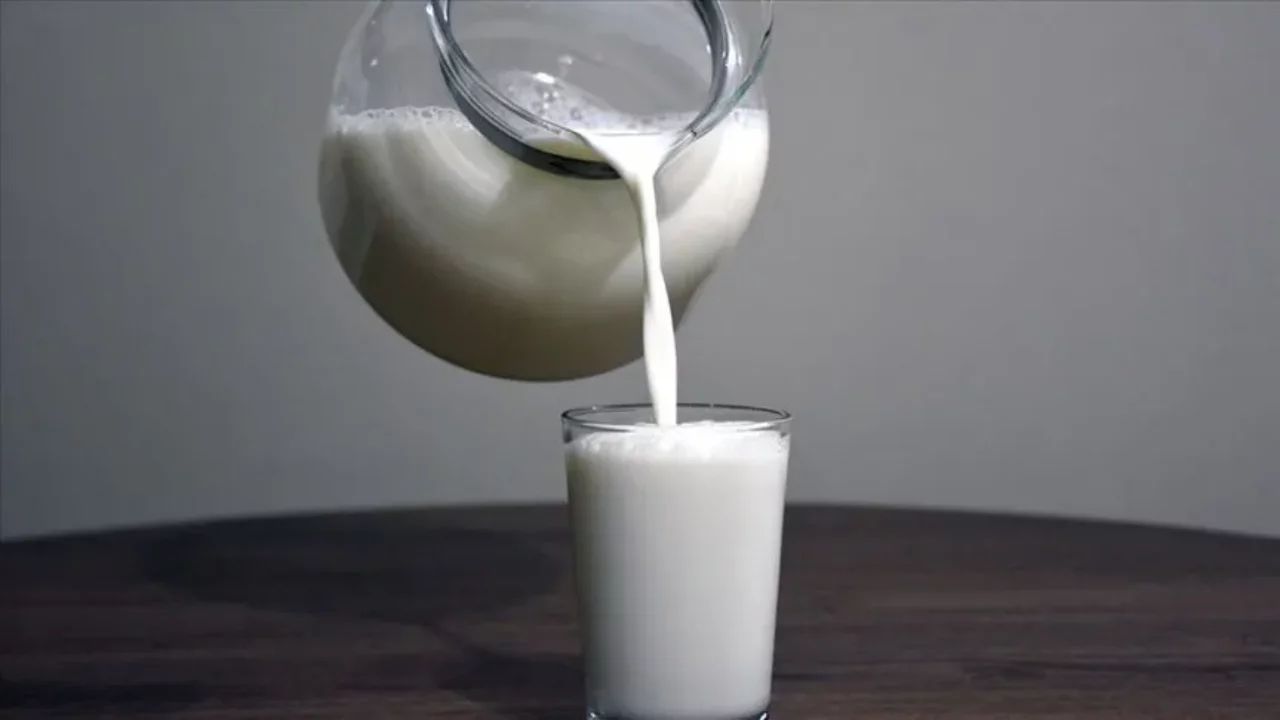 Süt etiketlerinde yeni dönem! "Doğal" ifadesi artık her üründe yer alamayacak...