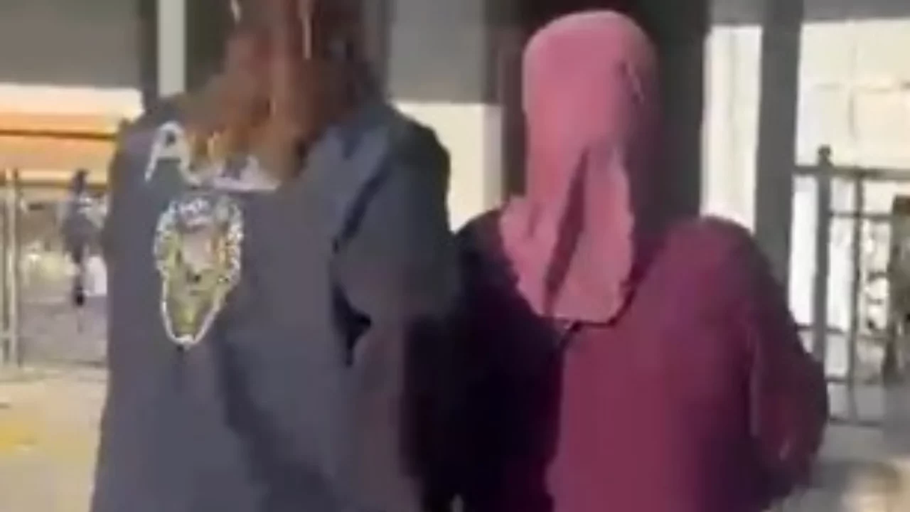 Yola düşen altın dolu keseyi alan kişi yakalandı