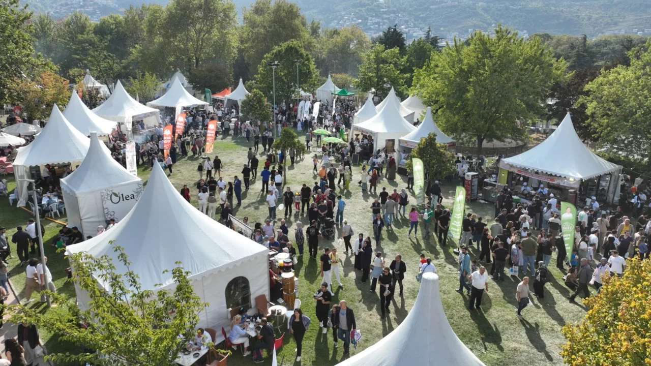 Bursa'da Gastronomi Festivali heyecanı! 165 stant, ünlü şefler ve dünyadan lezzetler geliyor