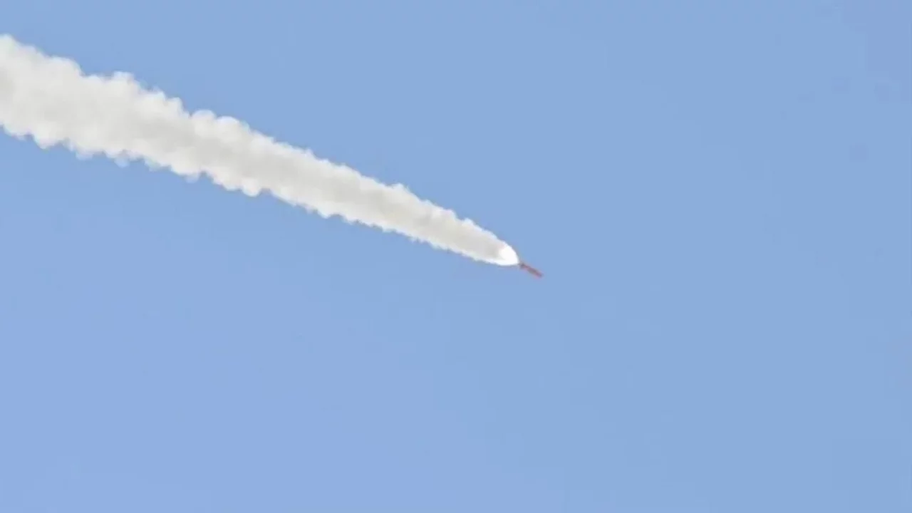 Yemen'deki Husiler'den Suudi Arabistan'a saldırı