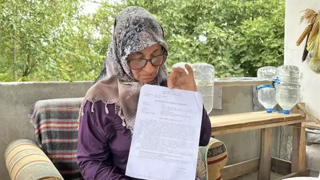 Yıllarca biriktirdi, "her şey aldılar" dedi! 3 kızını evlatlıktan reddetmek istiyor