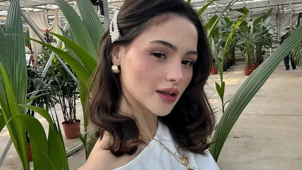 &Ccedil;irkin-Bergen tartışmasında Derya Pınar Ak'tan dikkat &ccedil;eken a&ccedil;ıklama! Farah Zeynep Abdullah'a yanıt verdi