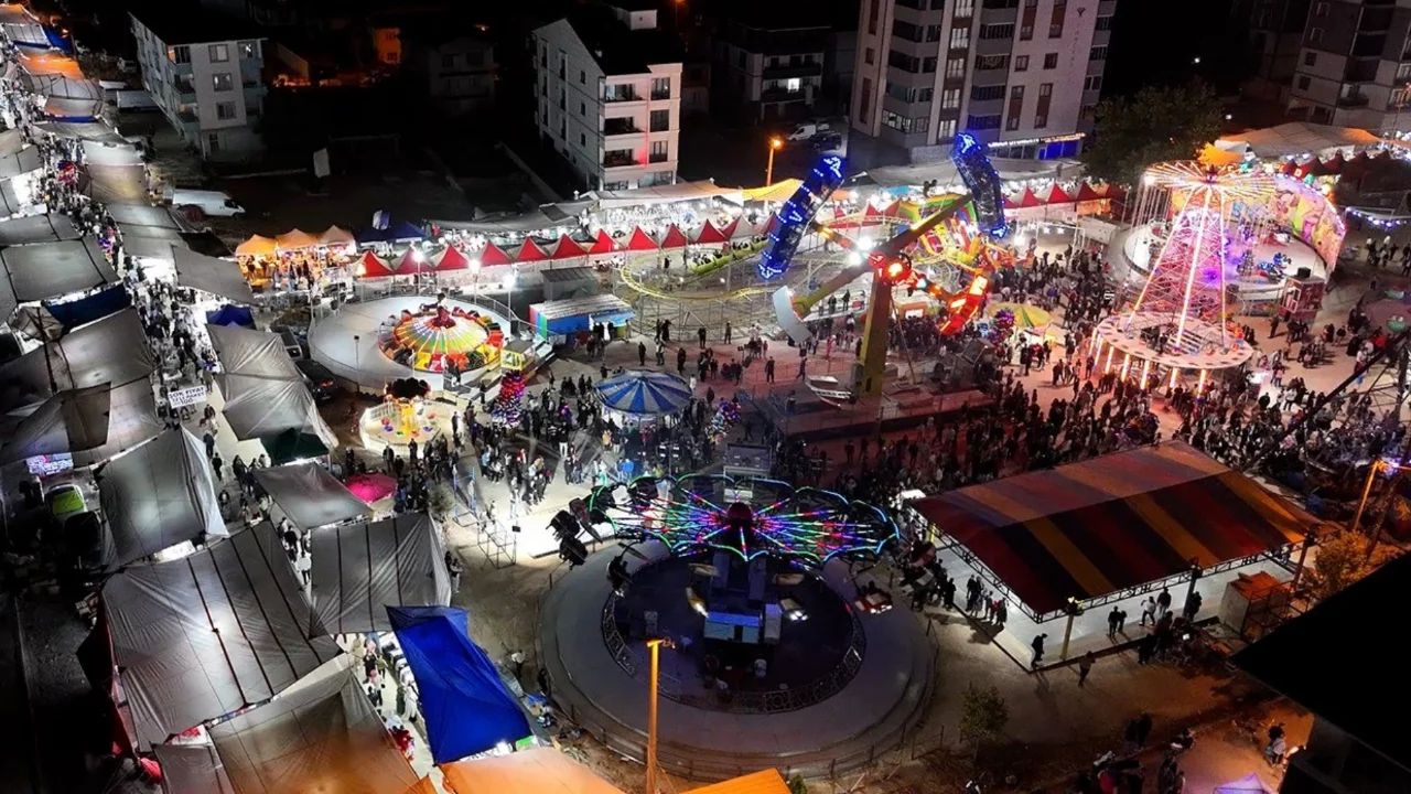 Osmanlı geleneği 40 yıl sonra yeniden canlandı! Bursa'da panayır heyecanı