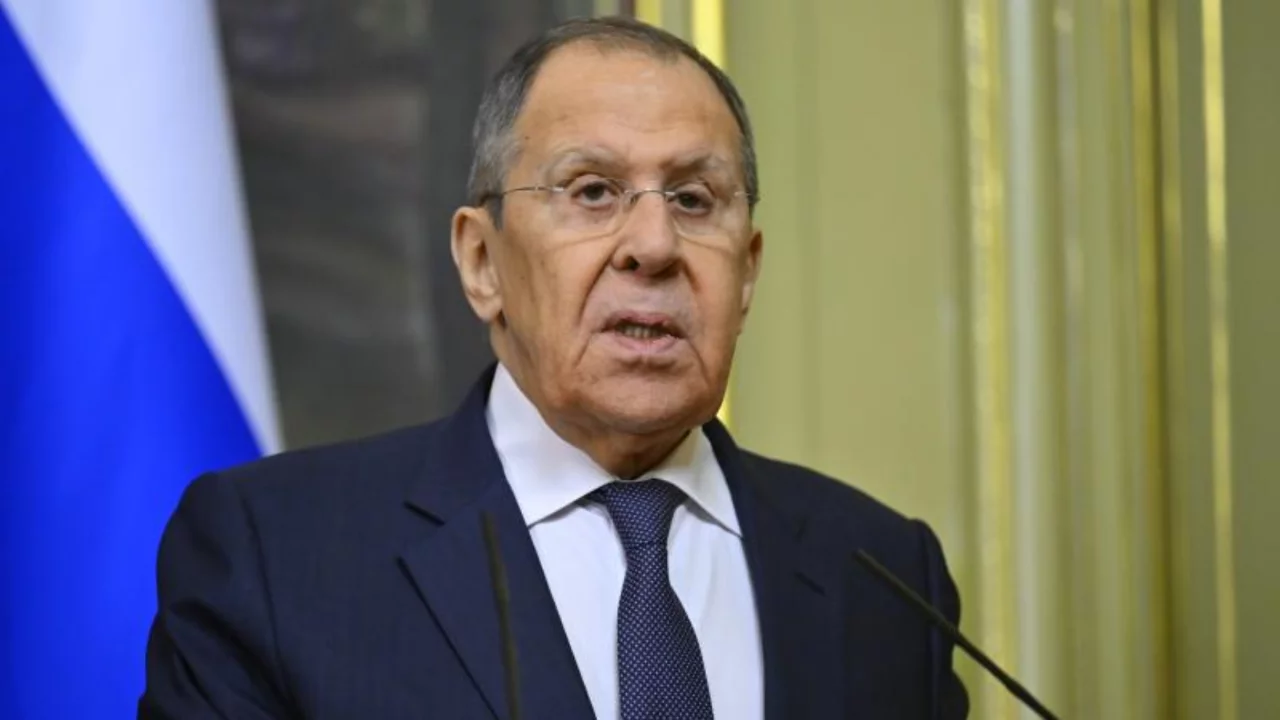 Rusya Dışişleri Bakanı Lavrov: Batı, &uuml;lkemize karşı savaş i&ccedil;in hazırlık yapıyor