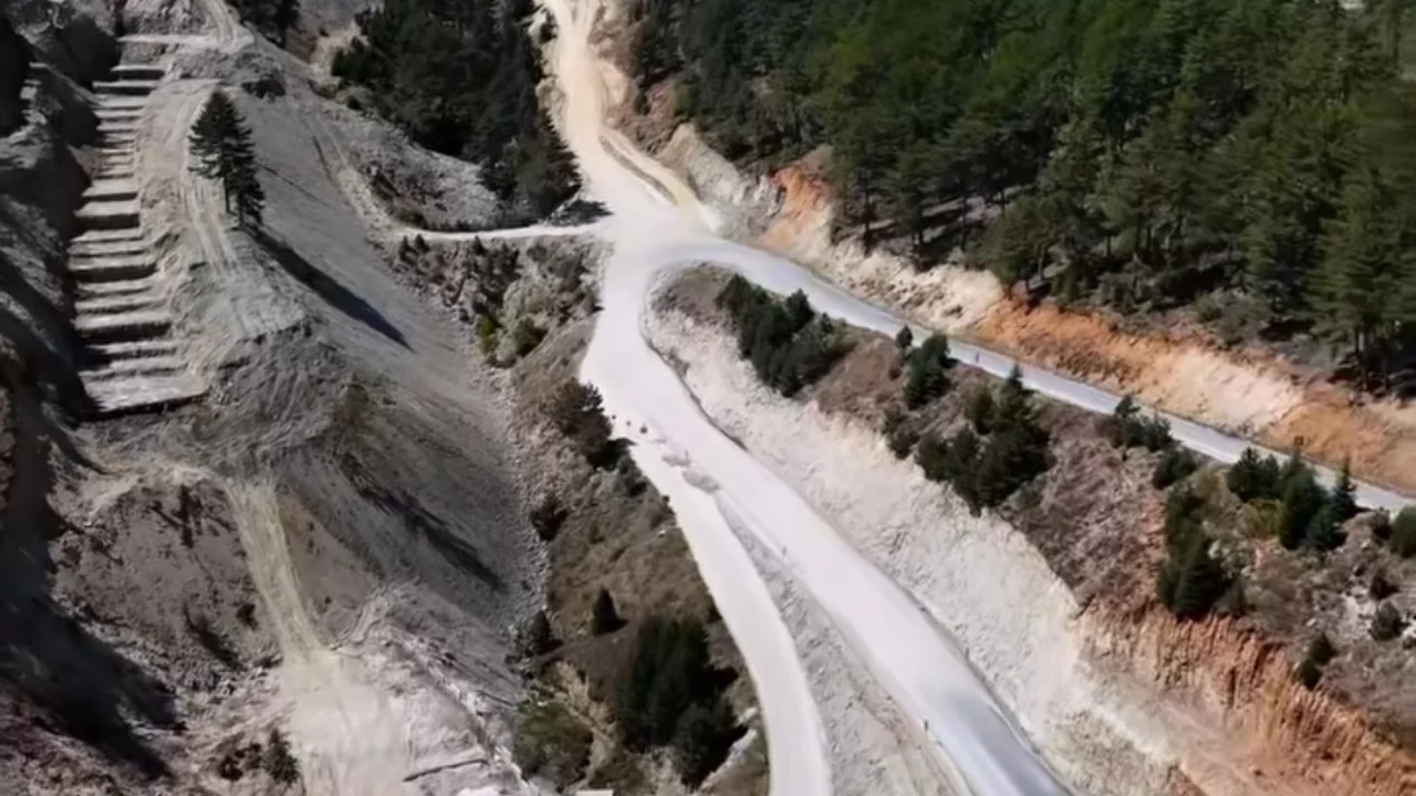 Kahramanmaraş'ta kep&ccedil;enin &ccedil;arptığı iş&ccedil;i hayatını kaybetti