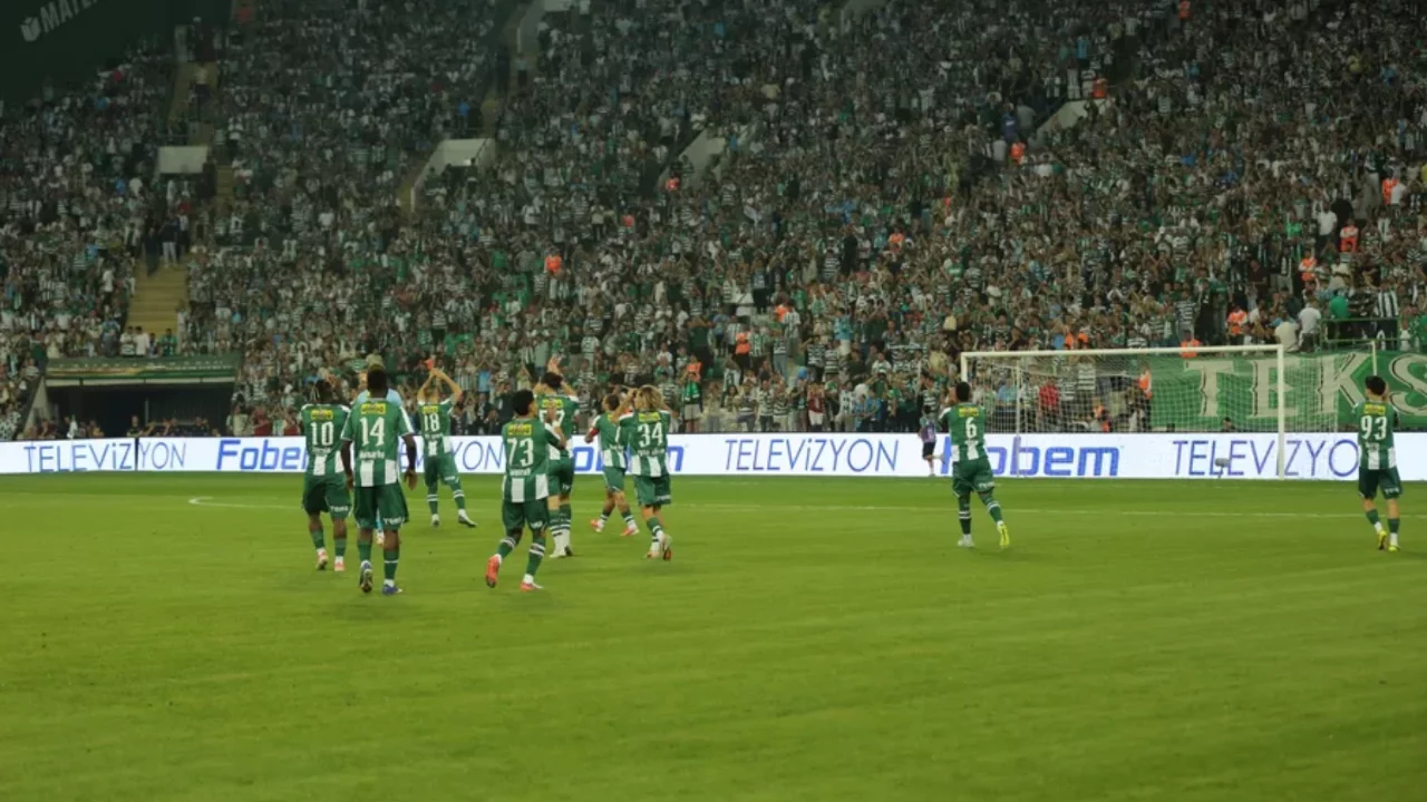 Bursaspor'un bir oyuncusuna daha milli davet!