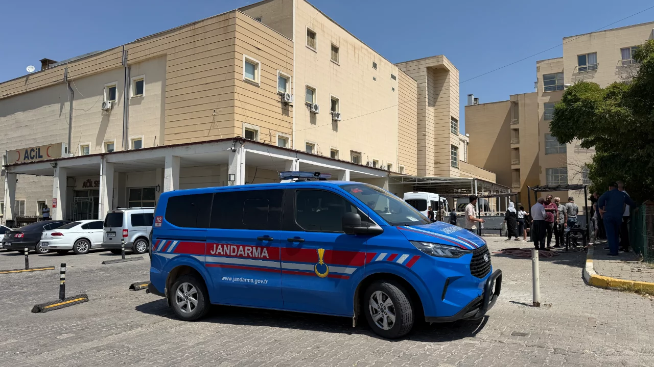 Şanlıurfa'da akrabalar arasında alacak verecek kavgası: 8 yaralı, 10 g&ouml;zaltı