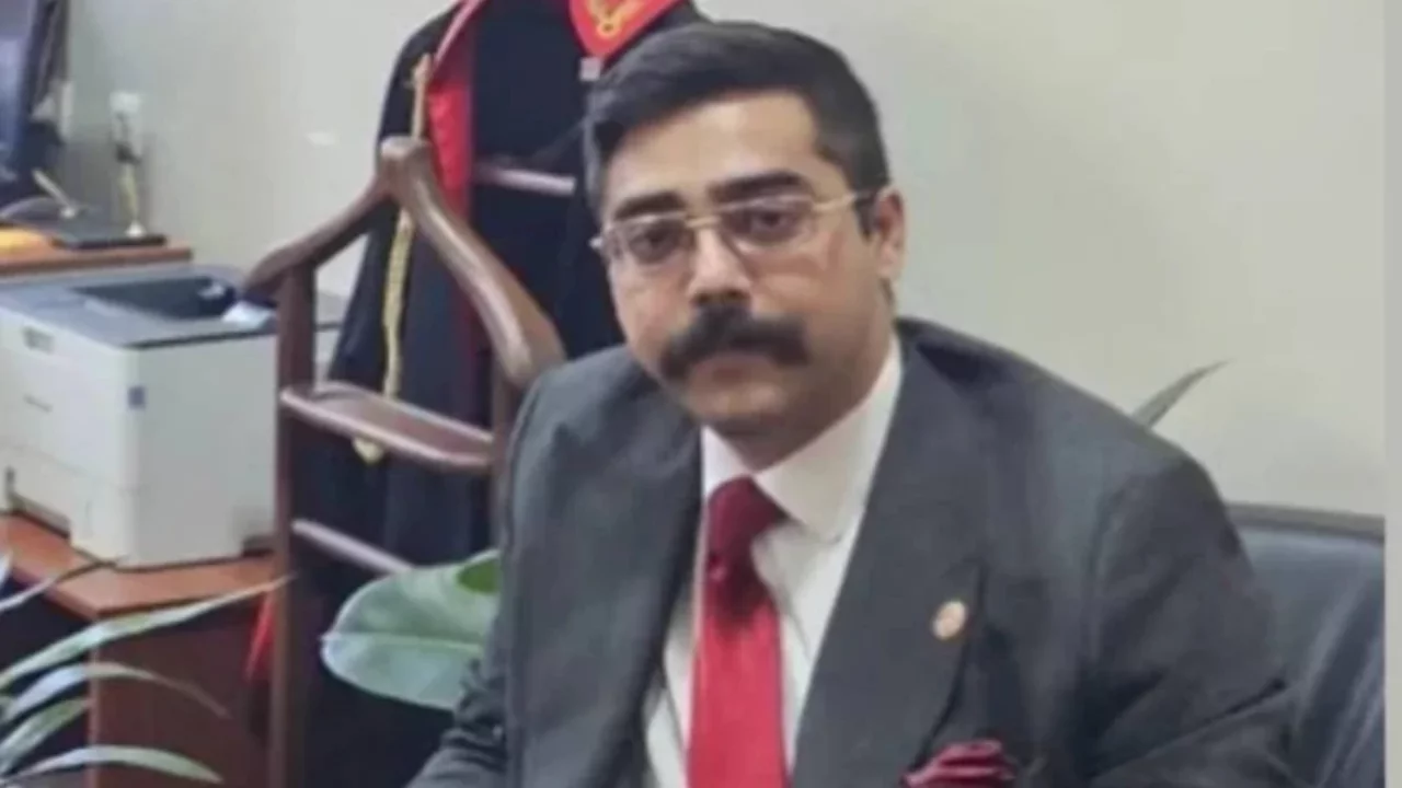 G&ouml;revden uzaklaştırılan Bozova Savcısı U&ccedil;uk hakkında soruşturma başlatıldı